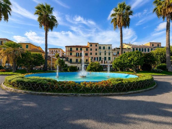 appartamento in vendita a Varazze