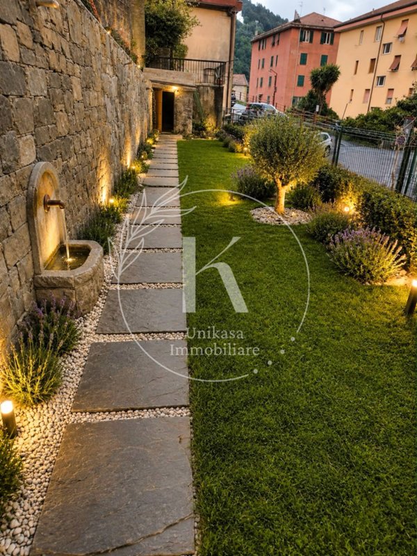 casa indipendente in vendita a Varazze