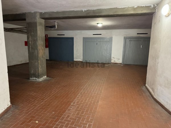 box auto in vendita a Varazze