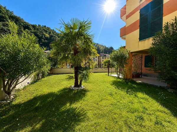 appartamento in vendita a Varazze in zona Cantalupo