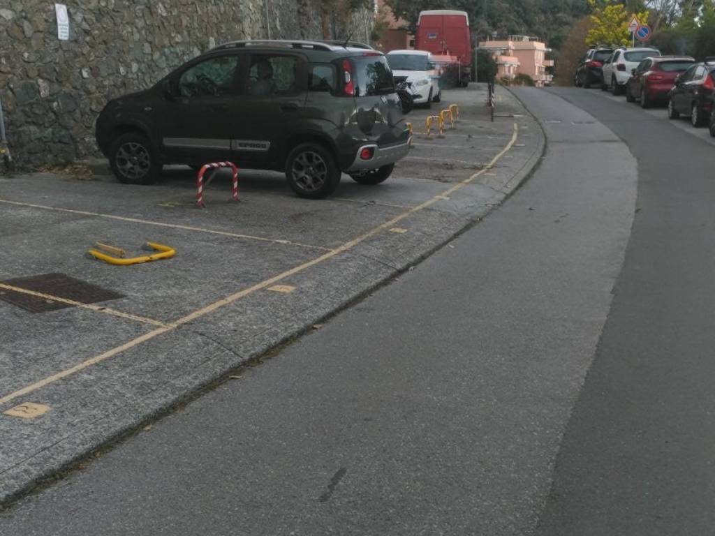 box auto in vendita a Varazze
