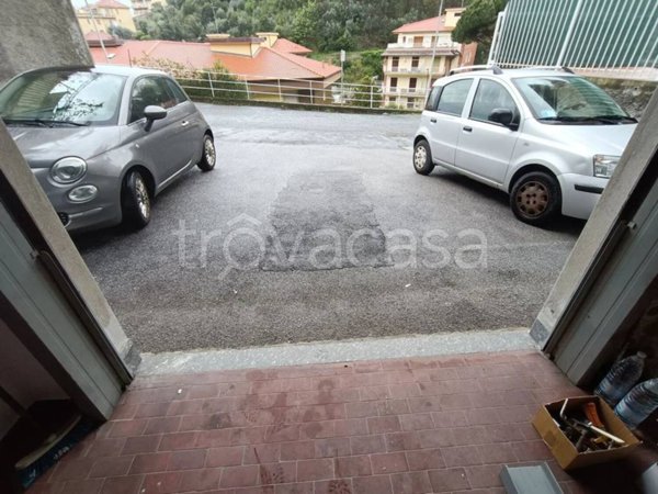 box auto in vendita a Varazze