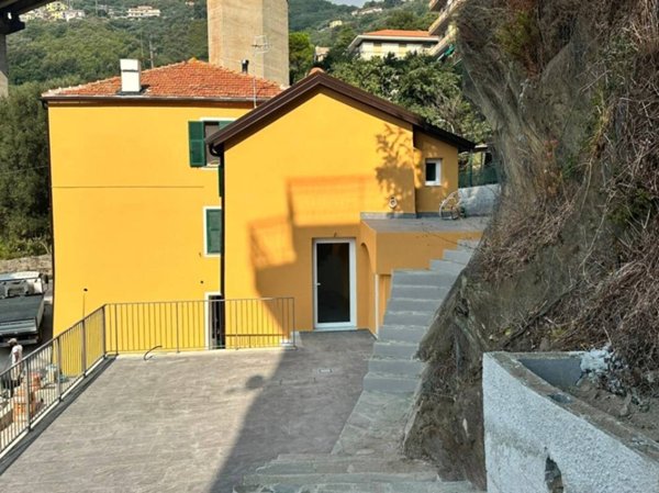 casa indipendente in vendita a Varazze in zona Cantalupo