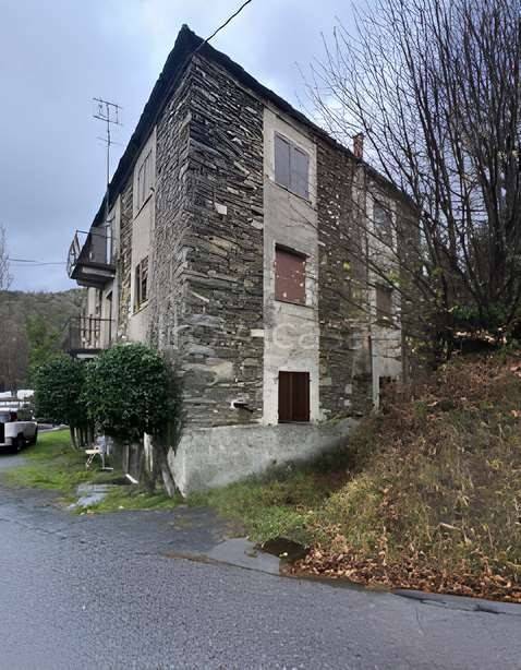 appartamento in vendita a Varazze in zona Faje