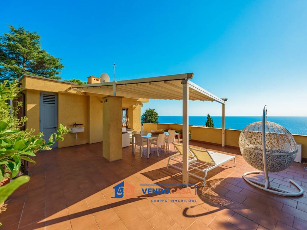 appartamento in vendita a Varazze