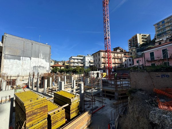 appartamento in vendita a Varazze in zona Cantalupo