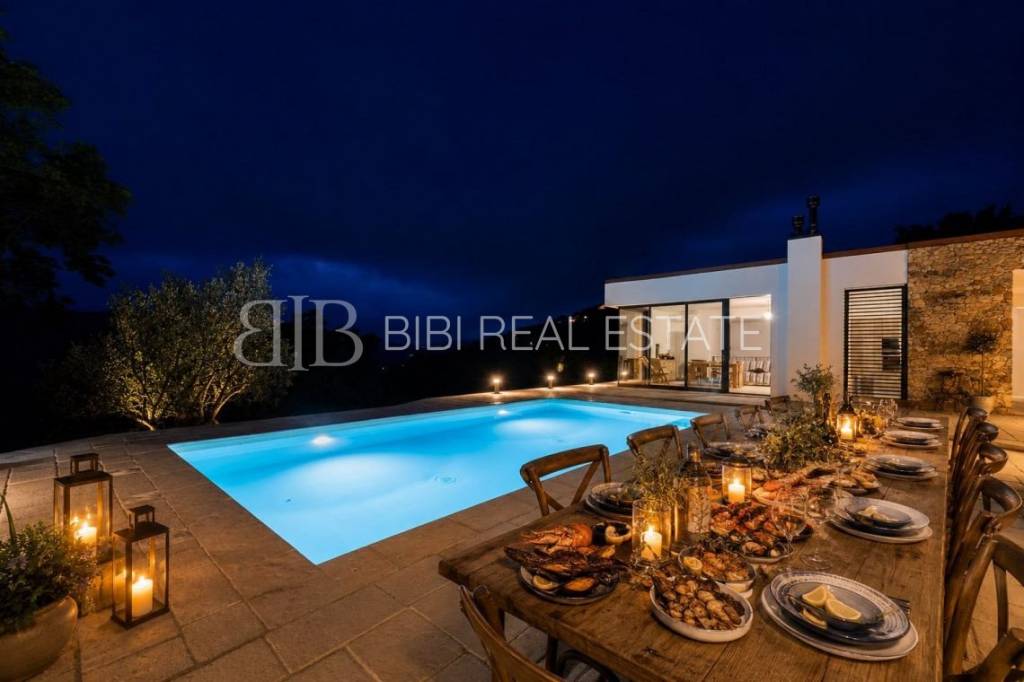 casa indipendente in vendita a Varazze in zona Casanova