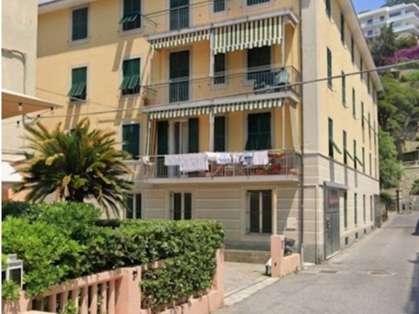 appartamento in vendita a Varazze in zona Cantalupo