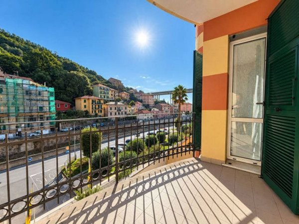 appartamento in vendita a Varazze in zona Cantalupo