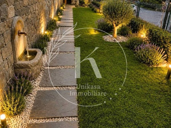 casa indipendente in vendita a Varazze in zona Cantalupo