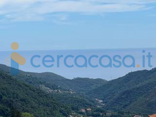 casa indipendente in vendita a Varazze in zona Alpicella