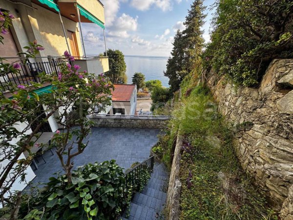 appartamento in vendita a Varazze