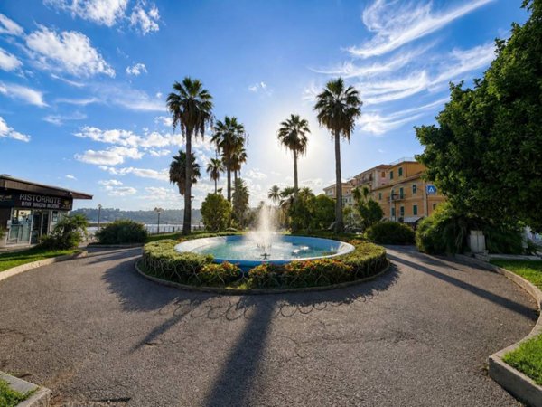 appartamento in vendita a Varazze
