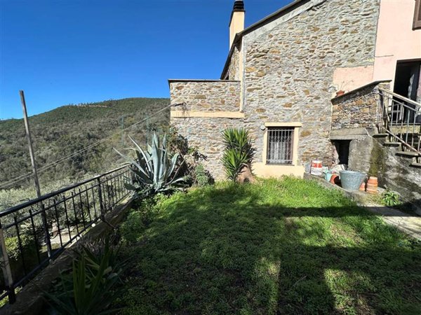 casa indipendente in vendita a Vendone