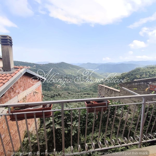 casa indipendente in vendita a Vendone