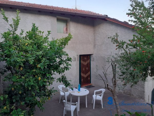 casa semindipendente in vendita a Vendone