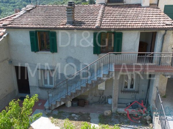 casa indipendente in vendita a Vendone