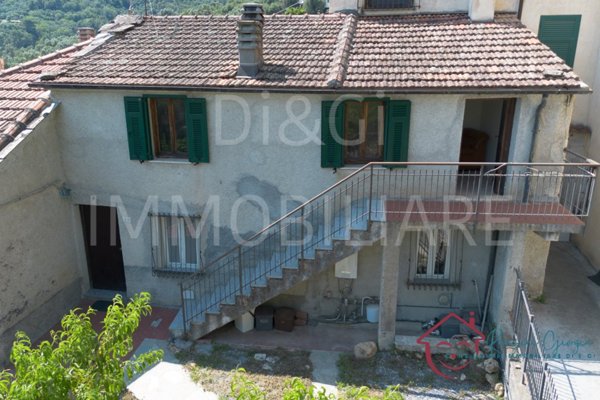 casa indipendente in vendita a Vendone