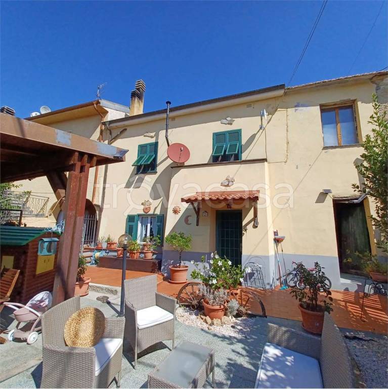 casa indipendente in vendita a Vendone in zona Castellaro