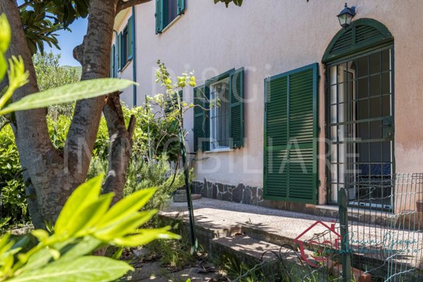 appartamento in vendita a Vendone in zona Leuso