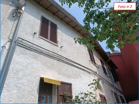 appartamento in vendita a Vendone in zona Leuso