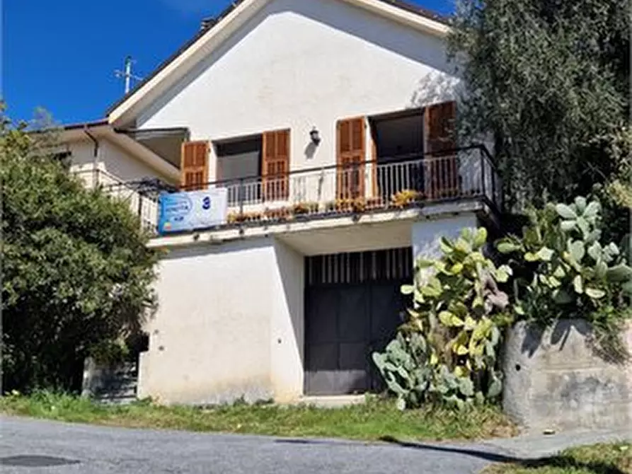casa indipendente in vendita a Vendone