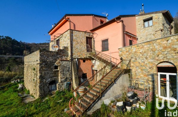 casa indipendente in vendita a Vezzi Portio