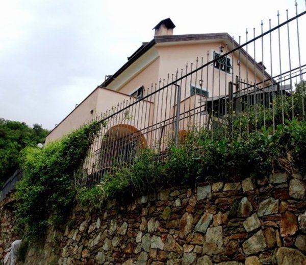 casa indipendente in vendita a Vezzi Portio