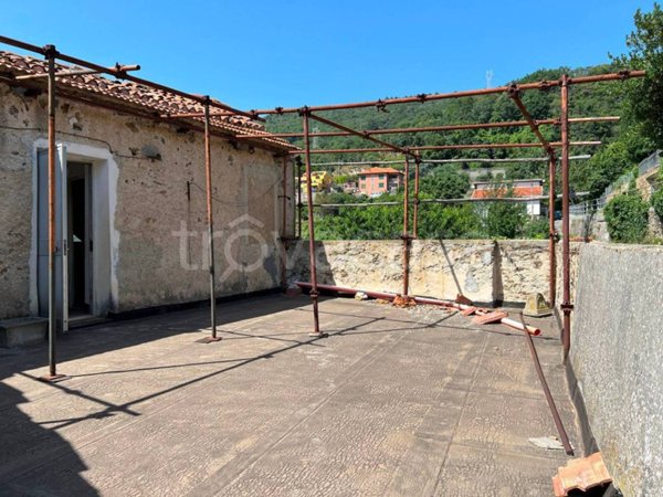 appartamento in vendita a Vezzi Portio