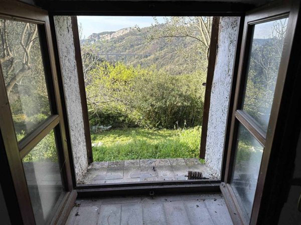 appartamento in vendita a Vezzi Portio