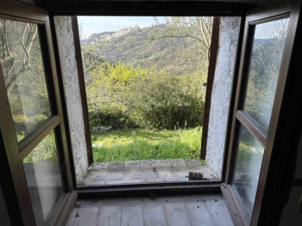 appartamento in vendita a Vezzi Portio