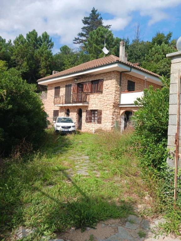 casa indipendente in vendita a Vezzi Portio in zona San Giorgio