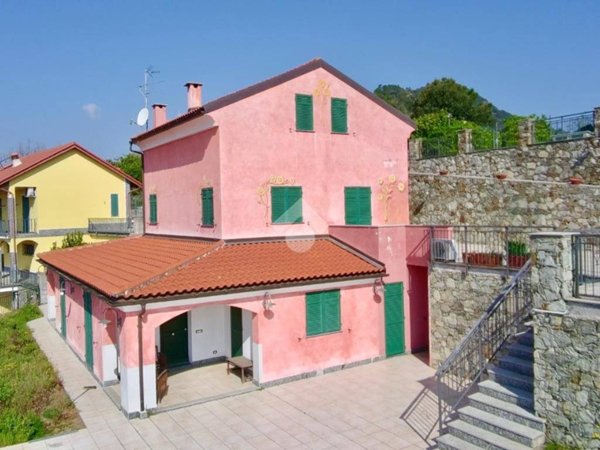 appartamento in vendita a Vezzi Portio in zona Portio