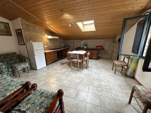 appartamento in vendita a Vezzi Portio