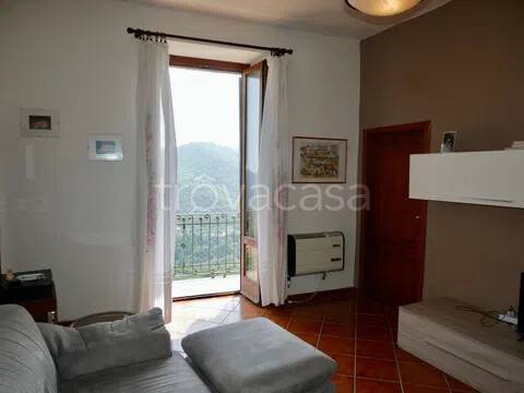 appartamento in vendita a Vezzi Portio in zona San Giorgio