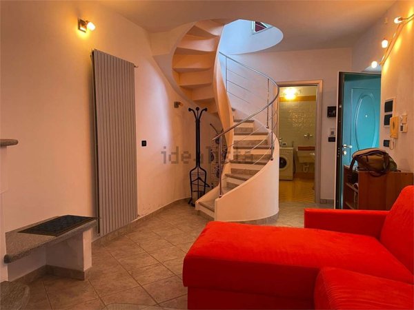 esavano in vendita a Vezzi Portio