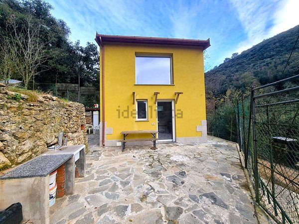 appartamento in vendita a Vezzi Portio