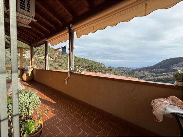 appartamento in vendita a Vezzi Portio