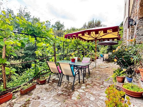 appartamento in vendita a Vezzi Portio in zona Portio