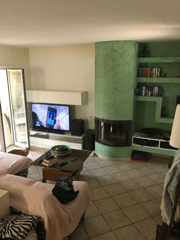 appartamento in vendita a Vezzi Portio in zona Magnone