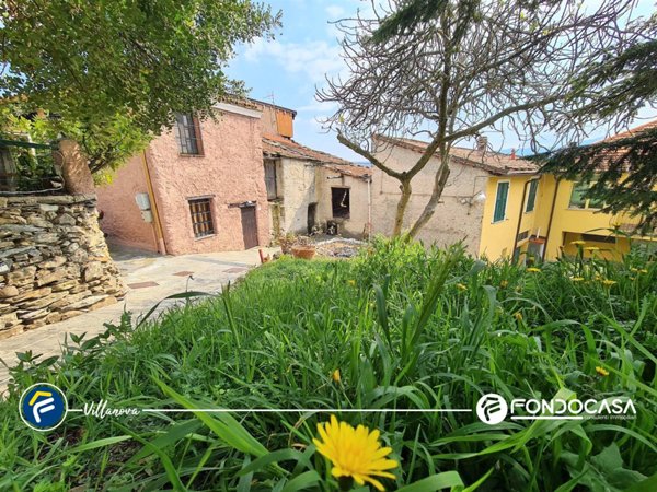 casa indipendente in vendita a Villanova d'Albenga in zona Ligo