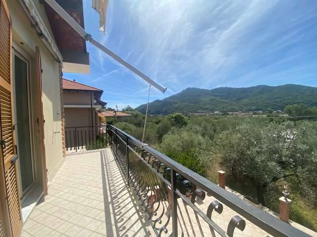 casa indipendente in vendita a Villanova d'Albenga