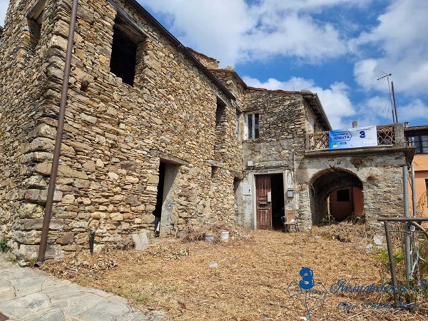 casa indipendente in vendita a Villanova d'Albenga