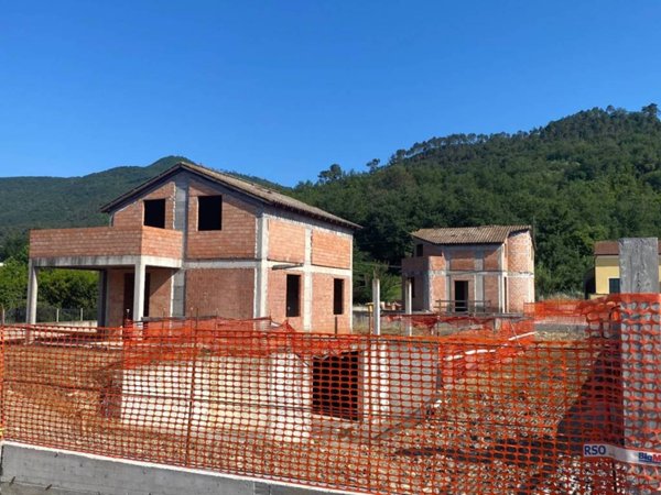 casa indipendente in vendita a Villanova d'Albenga