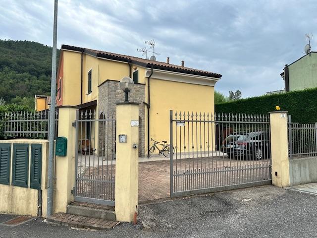 casa indipendente in vendita a Villanova d'Albenga