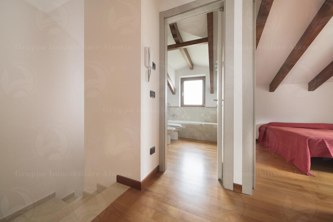 casa indipendente in vendita a Villanova d'Albenga