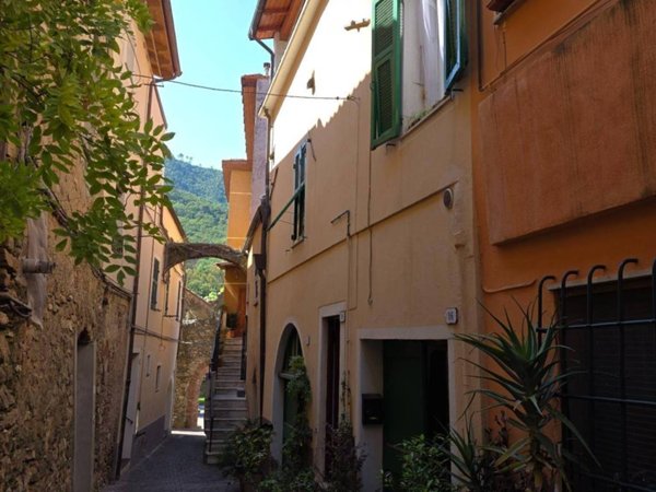 casa indipendente in vendita a Villanova d'Albenga