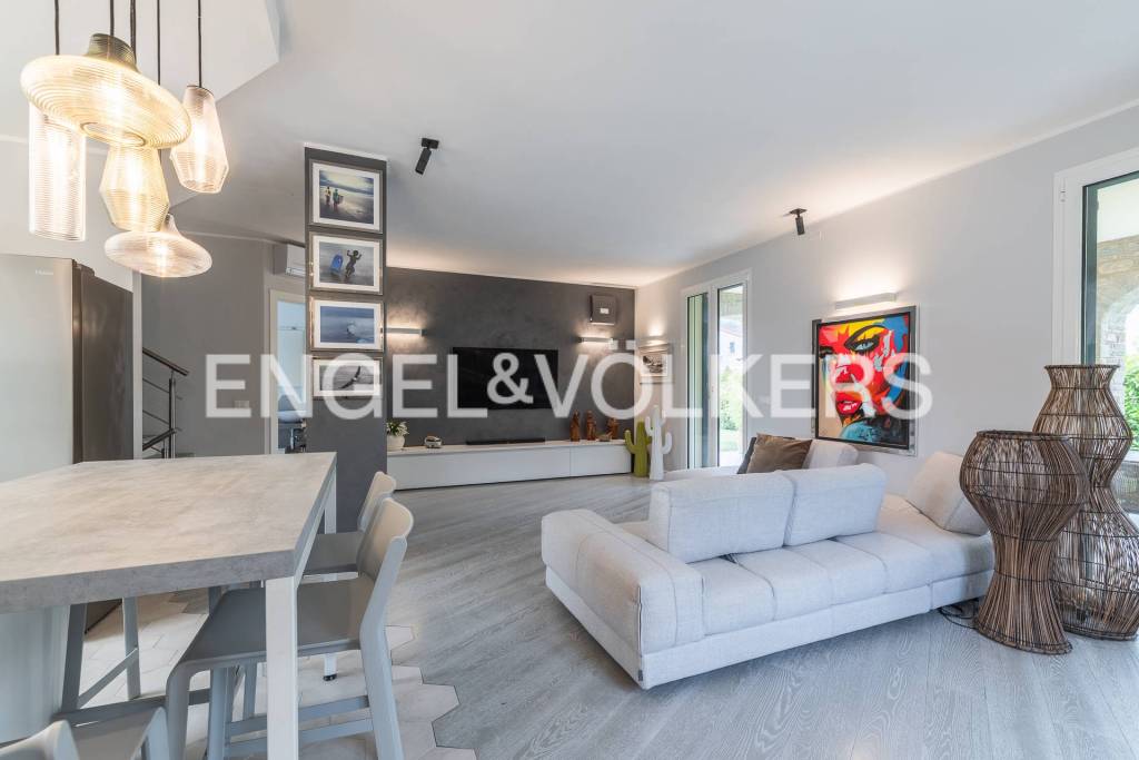 casa indipendente in vendita a Villanova d'Albenga