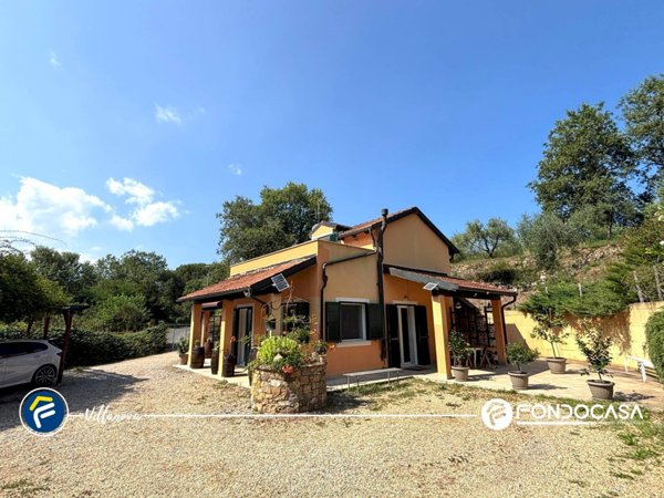casa indipendente in vendita a Villanova d'Albenga in zona Bossoleto