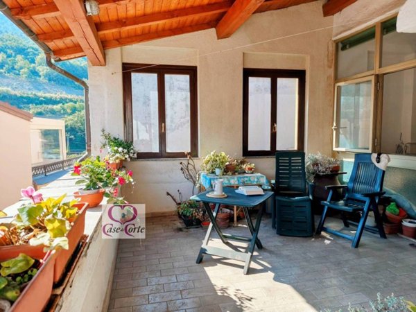 casa indipendente in vendita a Villanova d'Albenga